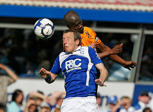 新月借助这 新月借助这